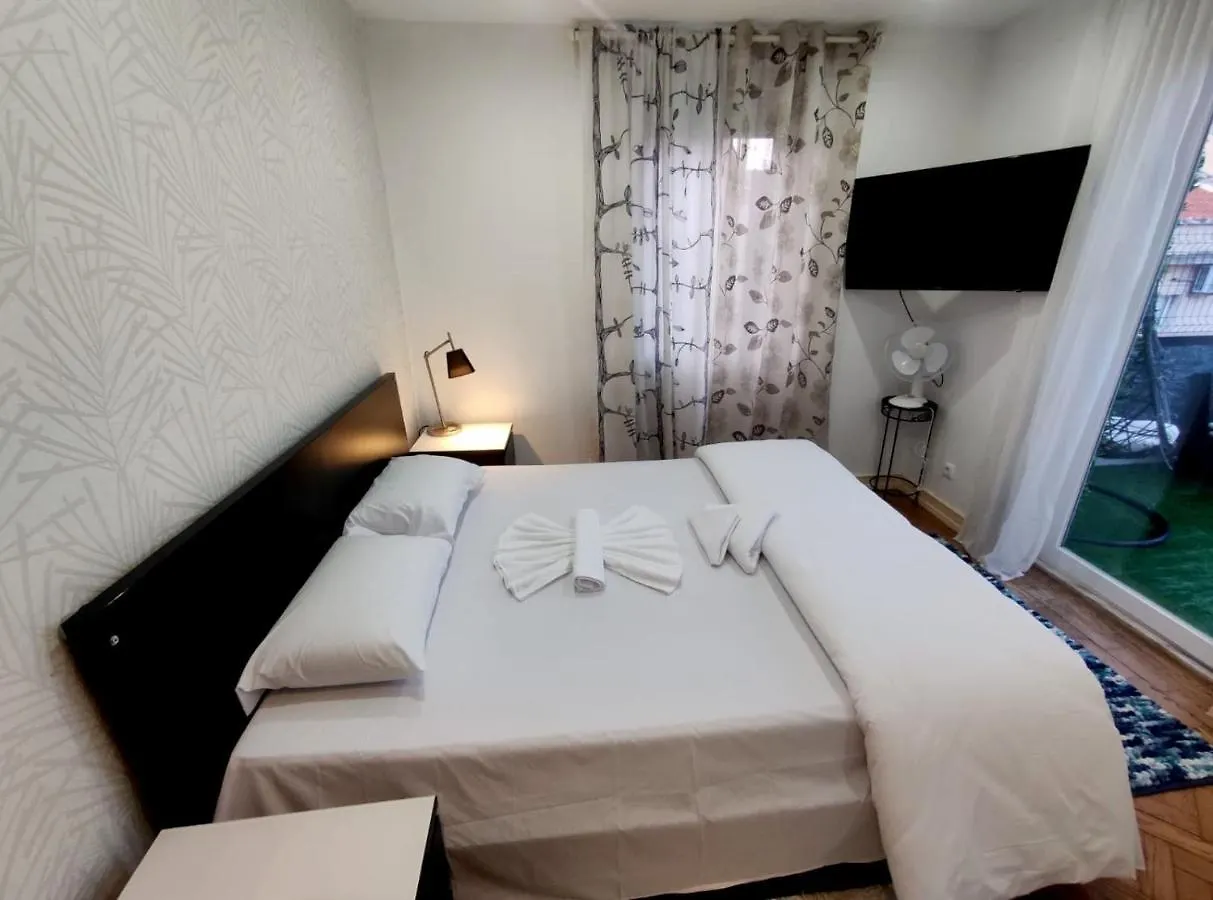 Memo Moscavide Guest House Lisbon Apartment